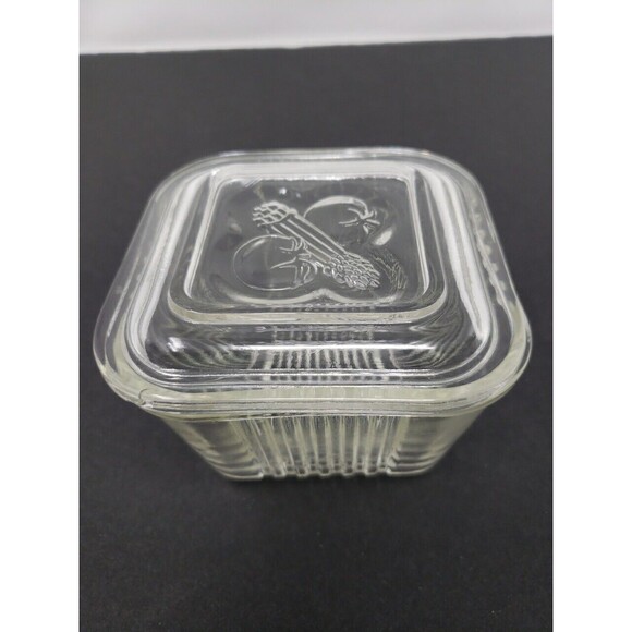 Vintage Federal Glass Refrigerator Bowl Dish Square Embossed Lid 2 small chips - Picture 4 of 13